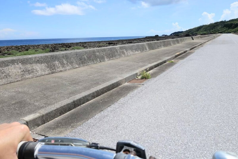 久米島で見つけたお気に入りスポット「大和泊海岸沿いの道」