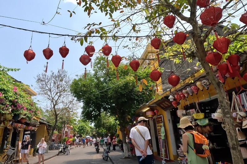 ホイアン旅行記1日目、旧市街の通りの風景