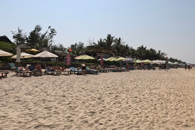 ホイアン旅行記2日目に行ったアンバンビーチの雰囲気