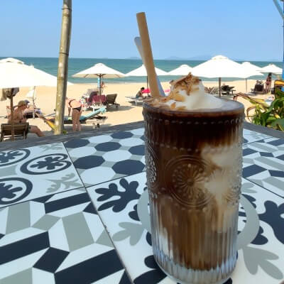 ホイアン旅行記2日目に行ったSeascape Restaurantで飲んだココナツコーヒー