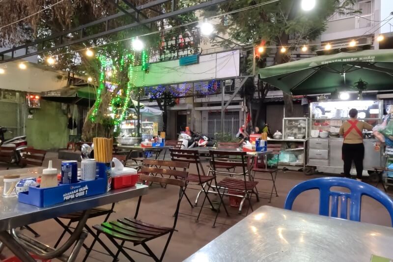 ダナン旅行記1日目に夜ご飯を食べに行ったお店