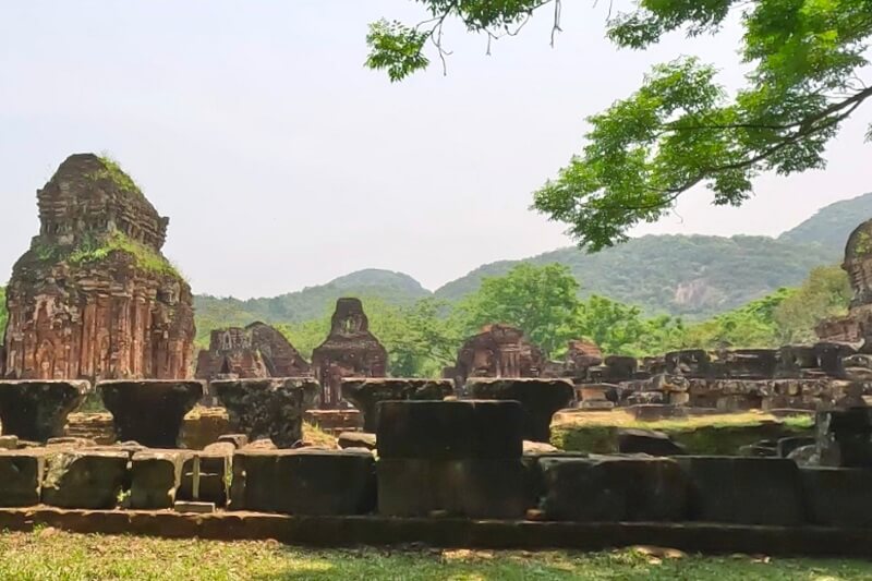 五行山（マーブルマウンテン）への行き方④ツアー